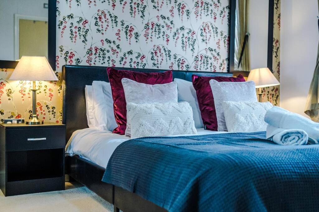 Stylish Townhouse Chester City Centre With Parking Dış mekan fotoğraf